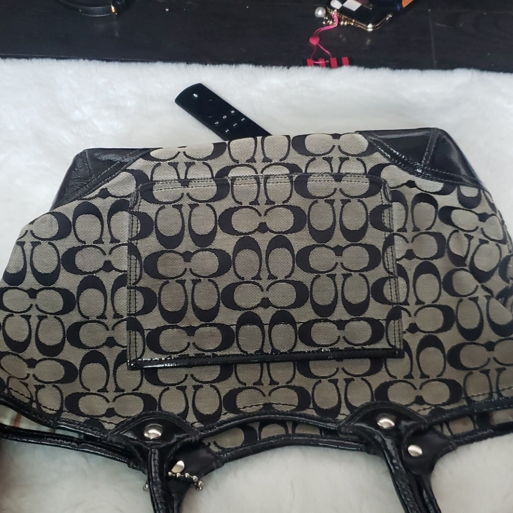 Purse - Picture 2 of 3